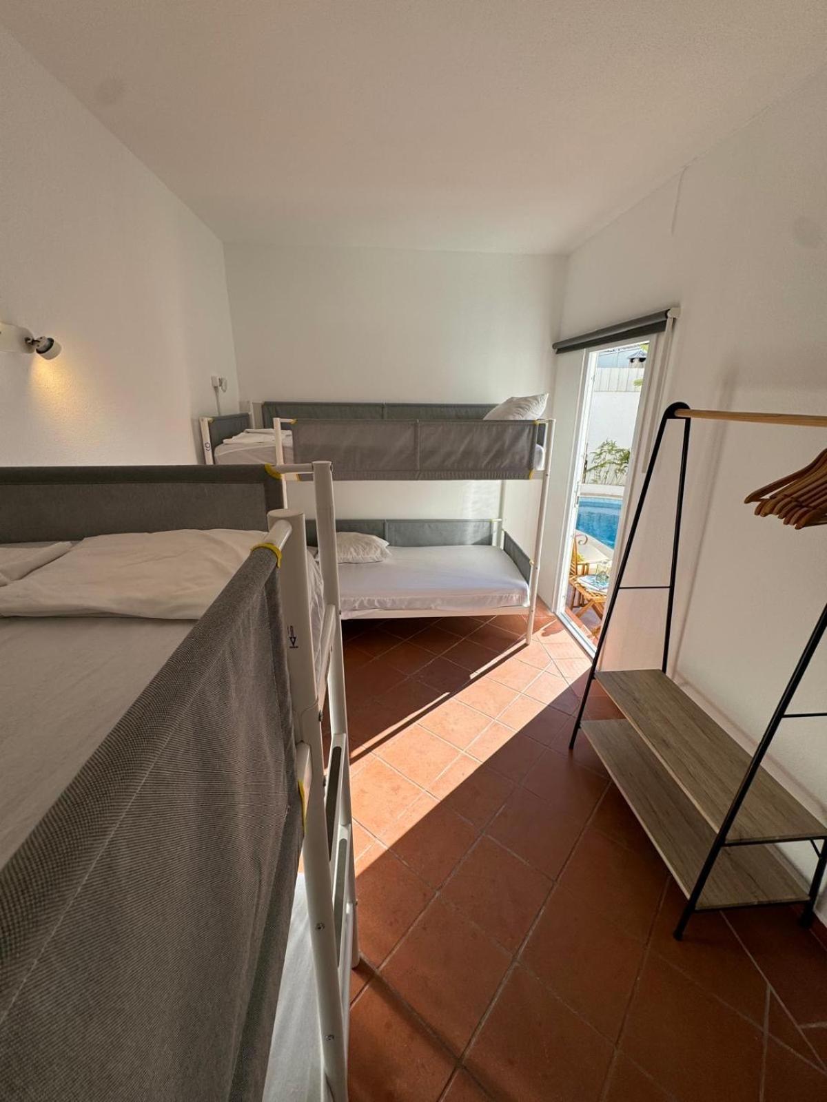 Villa 46 Hostel ลากอส ภายนอก รูปภาพ